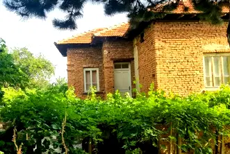 Къща в Ловеч, с. Пресяка