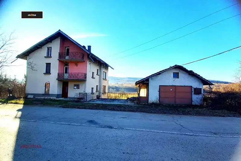 House in Oblast Lovech, с. Радювене