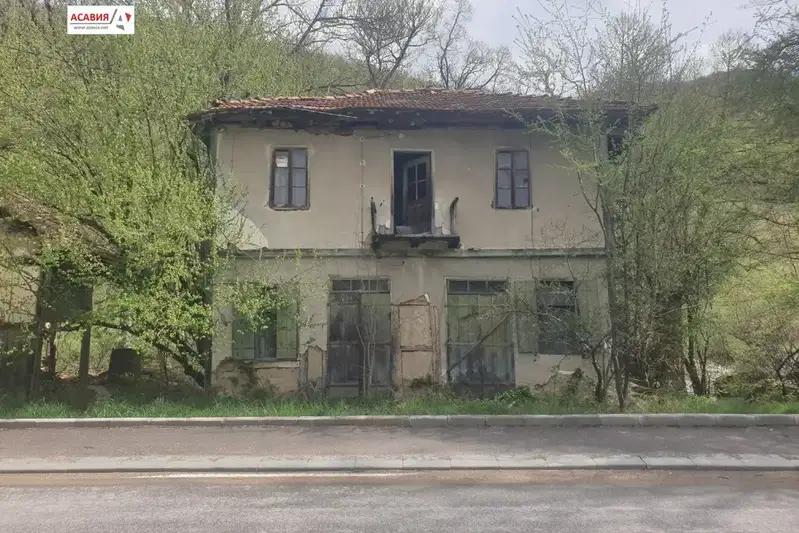 House in Oblast Lovech, Ribarica