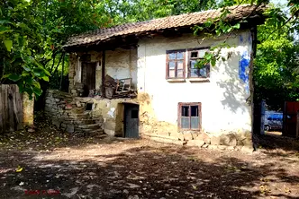 Къща в Ловеч, с. Слатина