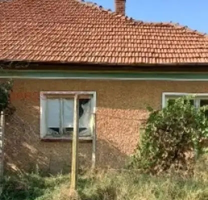 Снимка 3 — Къща в Ловеч, с. Славяни