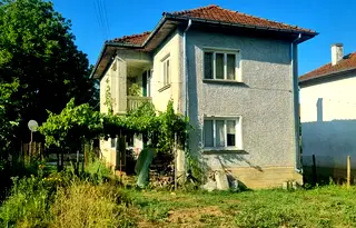 Къща в Ловеч, с. Сопот