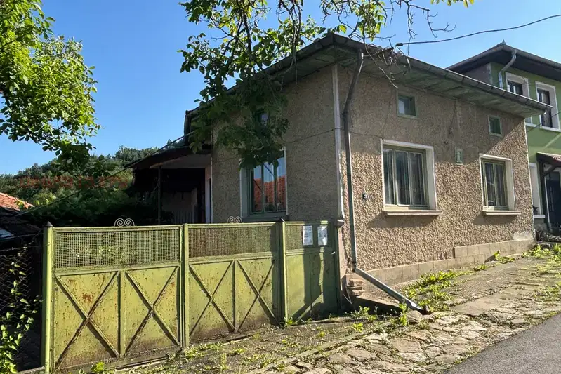 House in Oblast Lovech, Terziisko