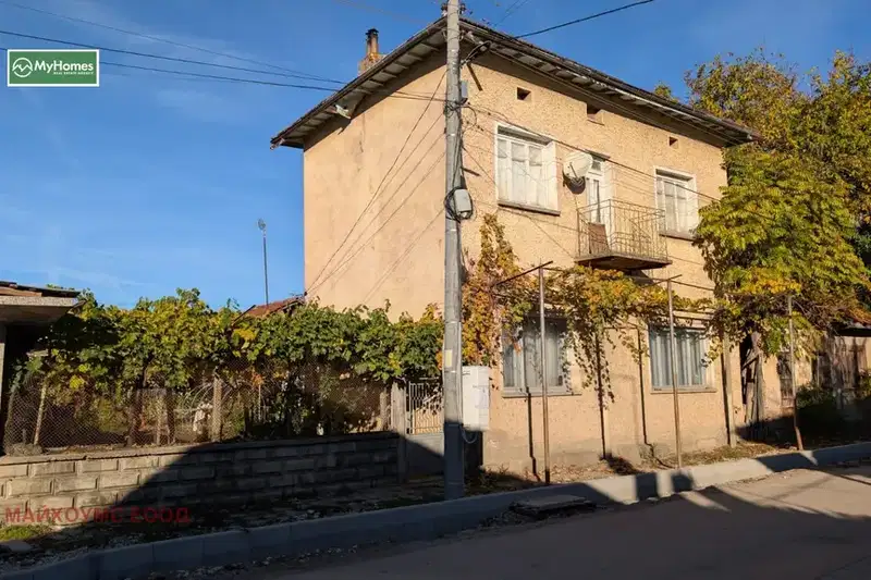 Къща в Ловеч, с. Торос