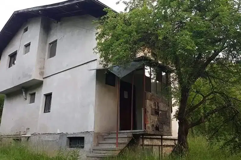 Two-storey house with 4 rooms in Vasilyovo village, Lovech region