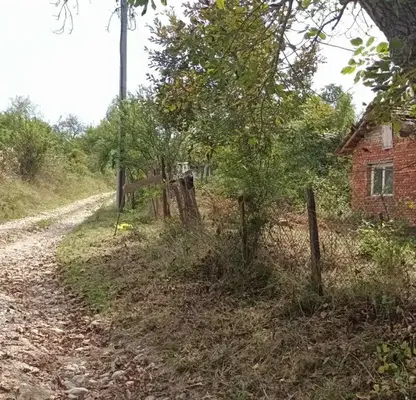 Снимка 2 — Къща 30 кв.м в с. Велчево с гледка към Стара планина