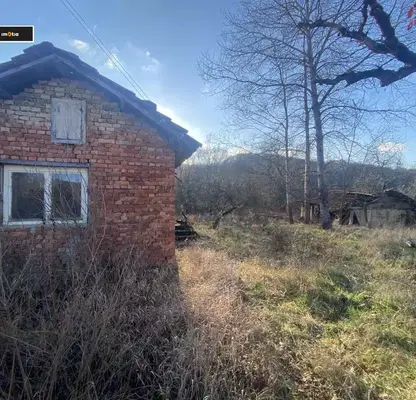 Снимка 4 — Къща 30 кв.м в с. Велчево с гледка към Стара планина