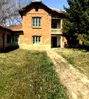 Къща в Ловеч, с. Владиня