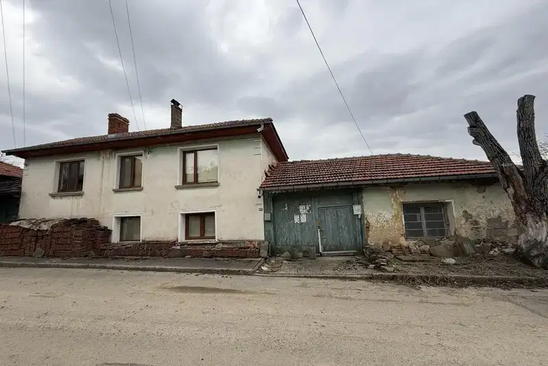 Къща в Ловеч, с. Врабево