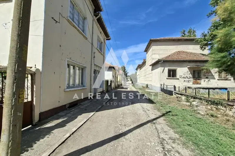 House in Oblast Lovech, Yglen