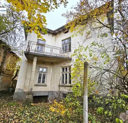 Снимка 2 — Къща в Ловеч, с. Ъглен