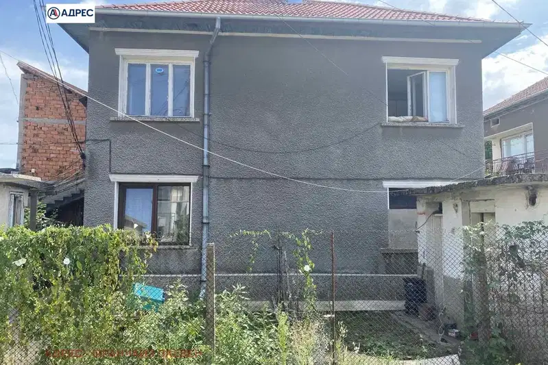 House in Oblast Montana, Berkovica