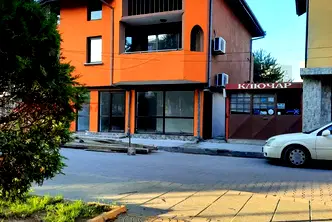 Къща в Монтана, Лом