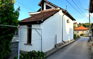 Къща в Монтана, Лом