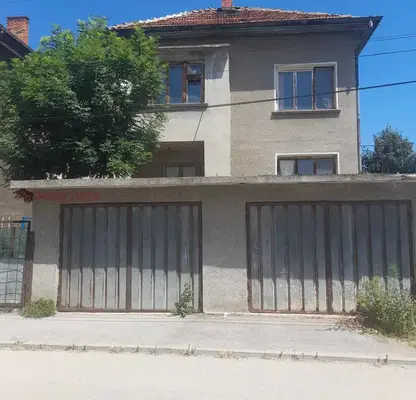 Снимка 3 — Къща в Монтана, Лом
