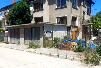 Къща в Монтана, Лом