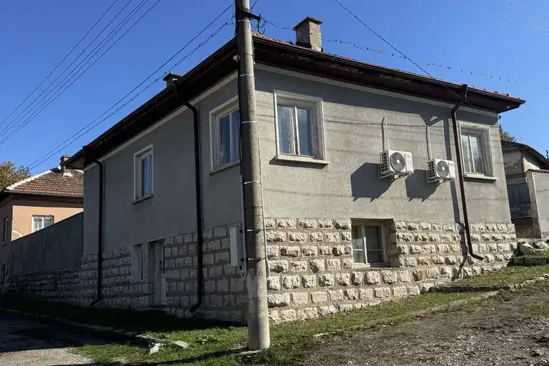 Къща в Монтана, с. Белотинци