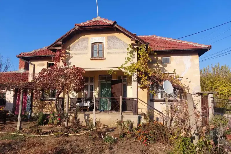 House in Oblast Montana, Dylgodelci