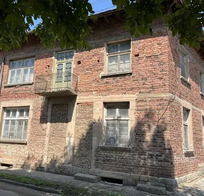 Снимка 3 — Къща в Монтана, с. Говежда