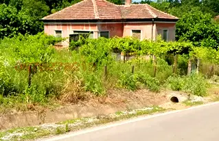 Къща в Монтана, с. Комощица