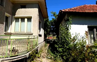Къща в Монтана, с. Медковец