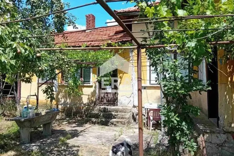 Къща в Монтана, с. Медковец