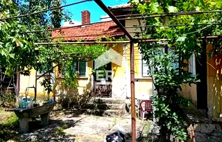 Къща в Монтана, с. Медковец