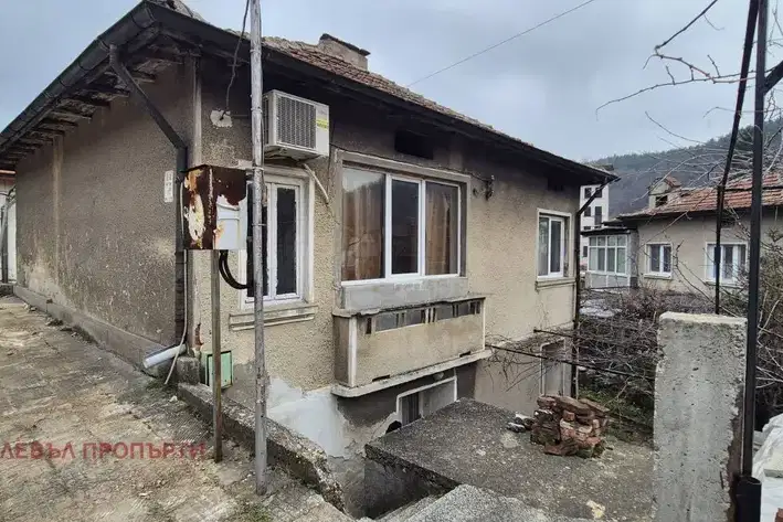 Къща в Пазарджик, Белово