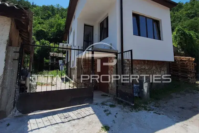 House in Oblast Pazardjik, Bracigovo