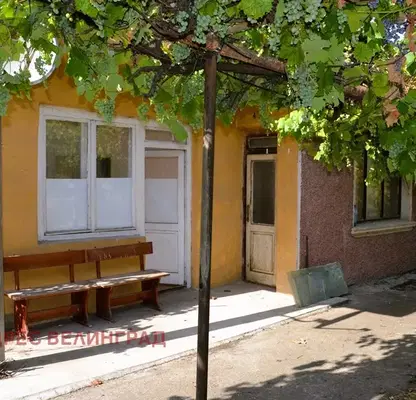 Снимка 3 — Къща в Пазарджик, Велин