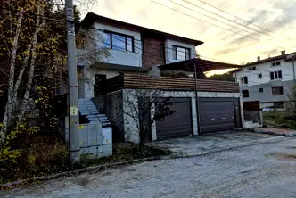 Къща в Пазарджик, Велин