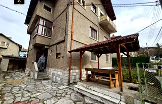 Къща в Пазарджик, Велин