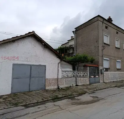 Снимка 2 — Къща в Пазарджик, с. Бяга