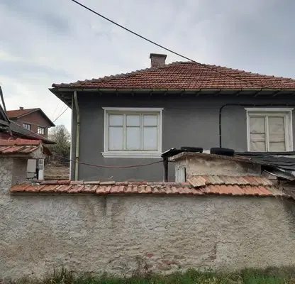 Снимка 2 — Къща в Пазарджик, с. Бъта