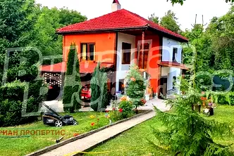 Къща в Пазарджик, с. Дюлево