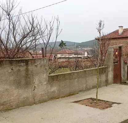 Снимка 3 — Къща в Пазарджик, с. Елшица