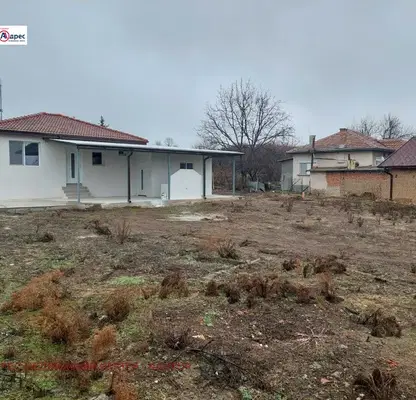 Снимка 2 — Къща в Пазарджик, с. Гелеменово