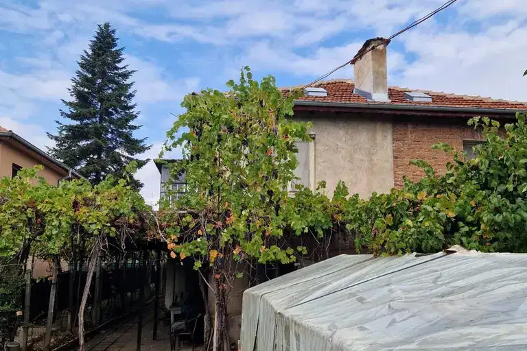 House in Oblast Pazardjik, Ivailo
