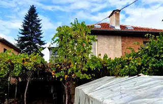 Къща в Пазарджик, с. Ивайло