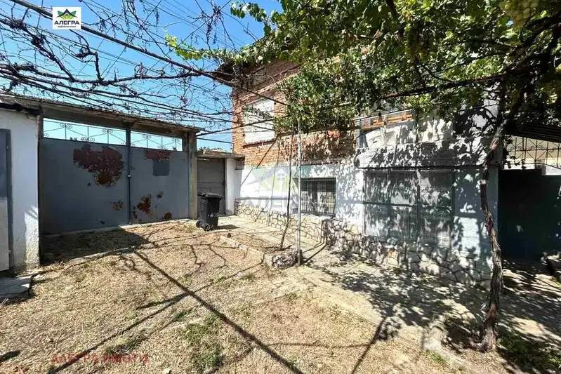 House in Oblast Pazardjik, Kalugerovo