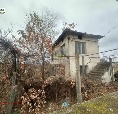 Снимка 3 — Къща в Пазарджик, с. Лозен