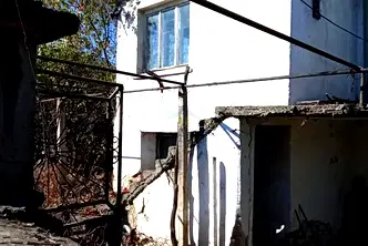 Къща в Пазарджик, с. Лозен