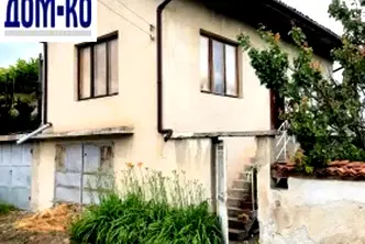 Къща в Пазарджик, с. Овчеполци