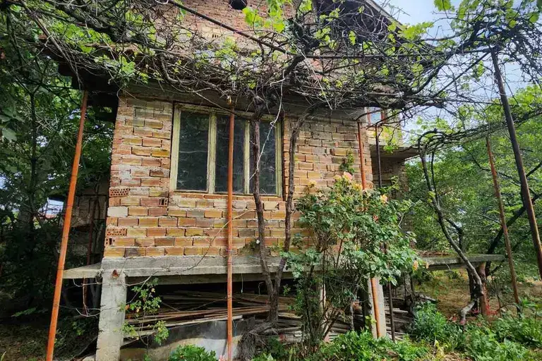 Къща в Пазарджик, с. Паталеница