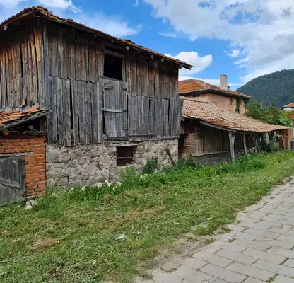 Снимка 3 — Къща в Пазарджик, с. Равногор