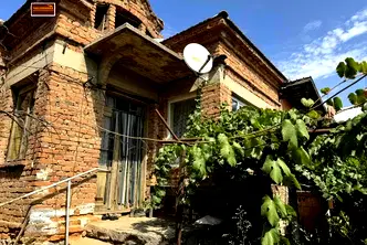 Къща в Пазарджик, с. Виноец