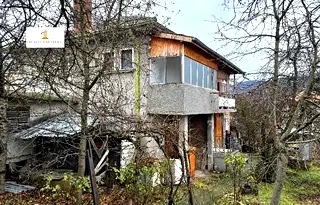 Къща в Перник, Брезник