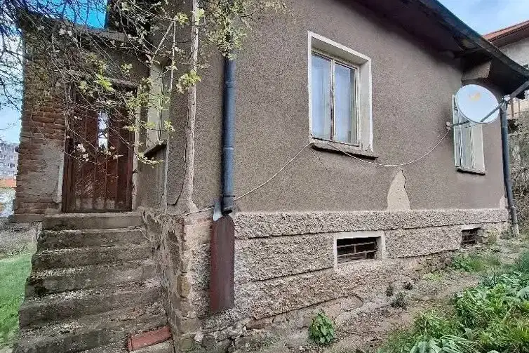 House in Oblast Pernik, Radomir
