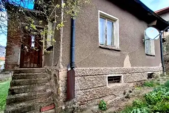 Къща в Перник, Радомир