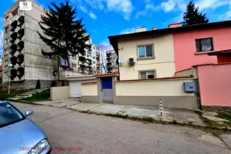 Къща в Перник, Радомир